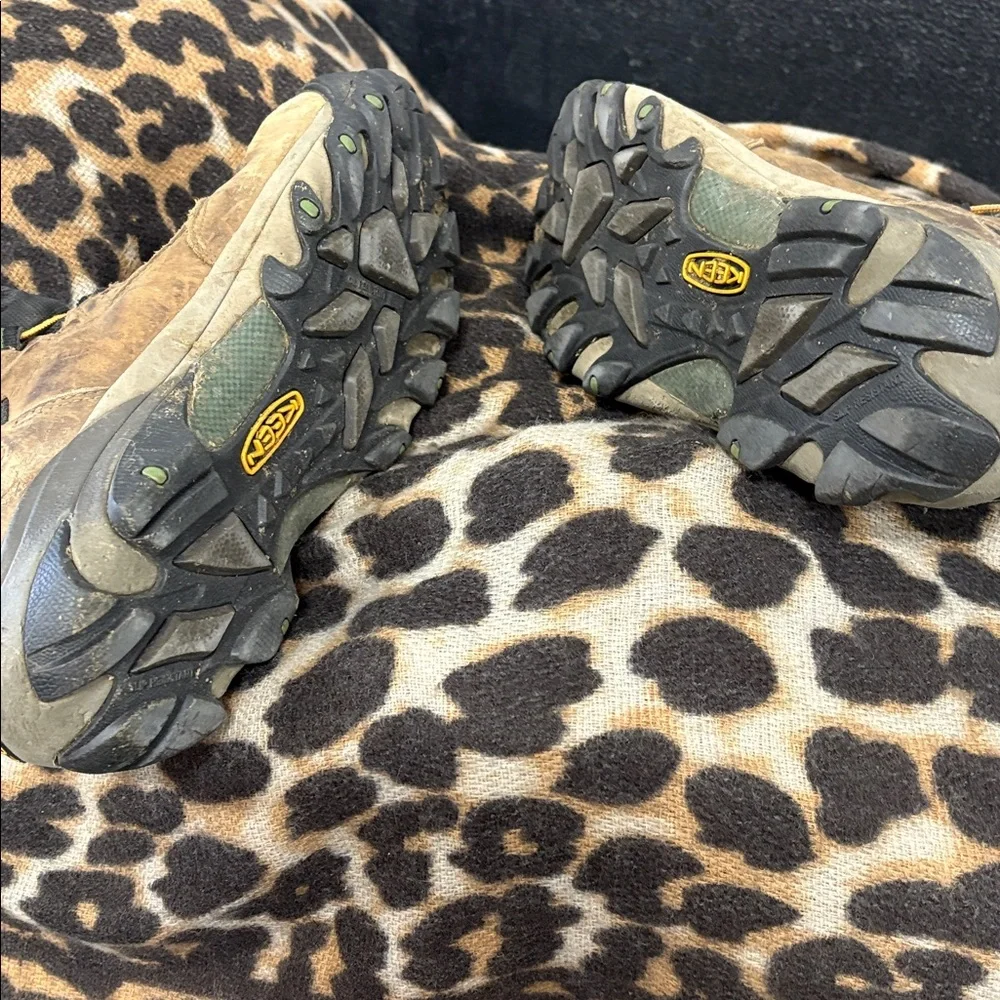 Keen Brown and Black Leather Hiking/work Boots - Picture 8 of 9